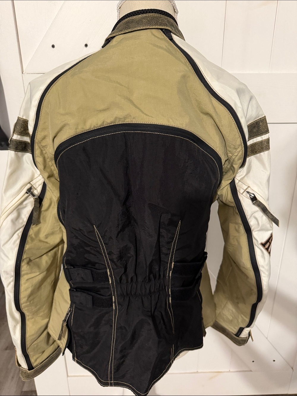 Women’s Harley-Davidson Riding Jacket - Picture 9 of 10